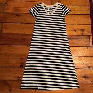 Blue and white maxi dress with v neck and side slit. Vacation, cruise, summer